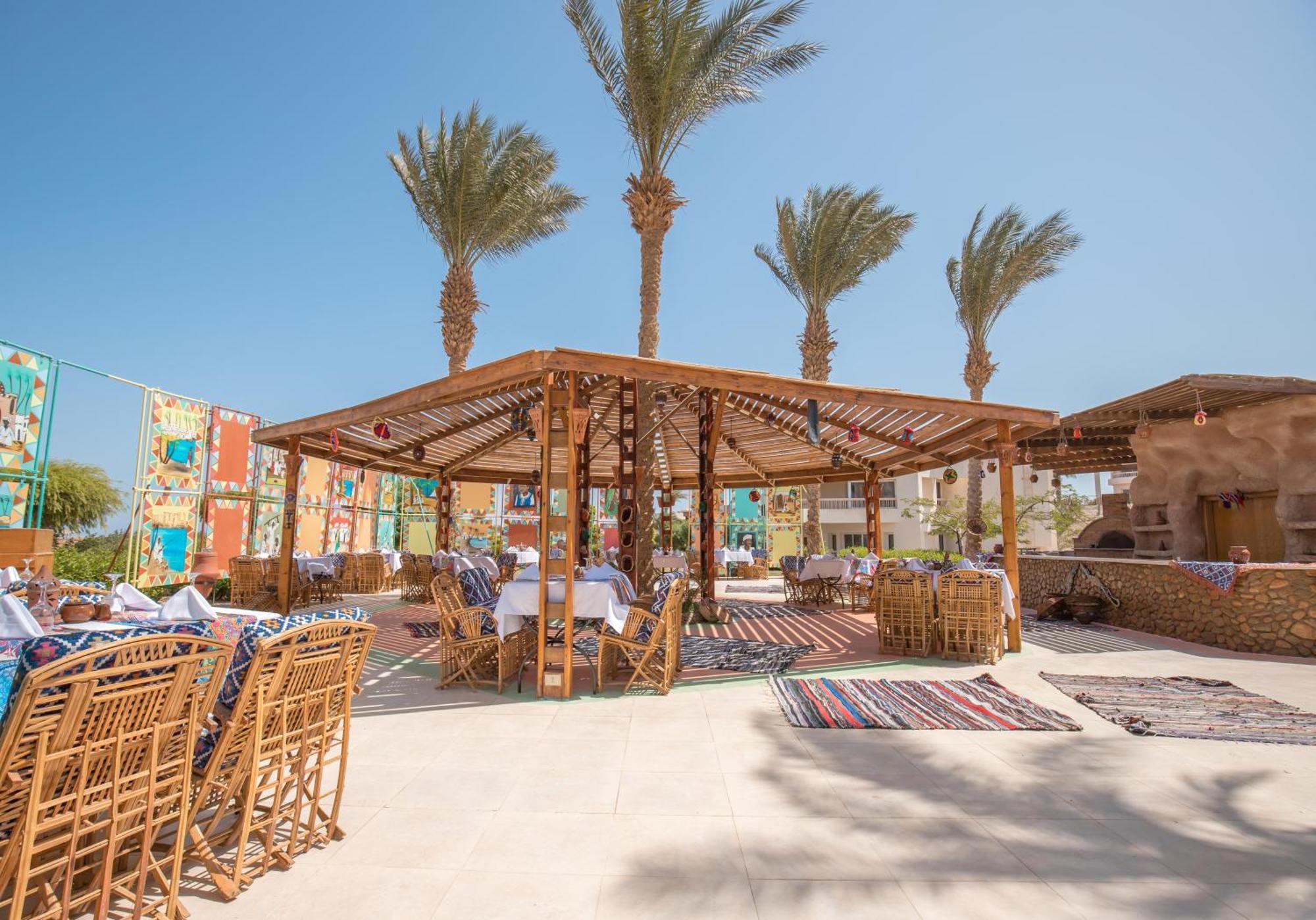 Hurghada Long Beach Resort Bagian luar foto